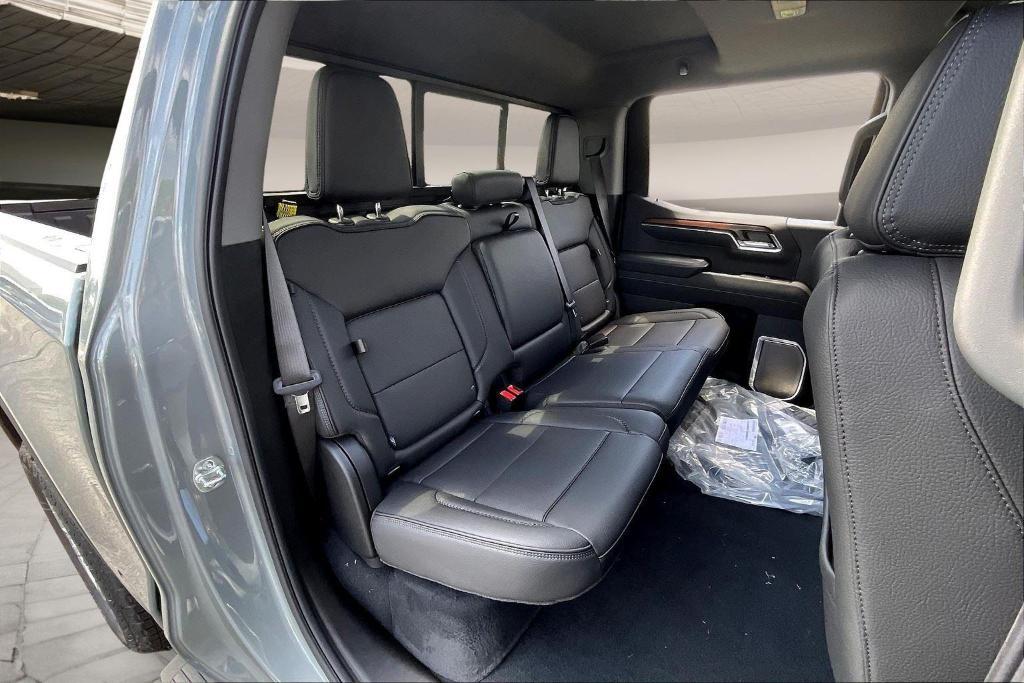 new 2025 GMC Sierra 1500 car, priced at $65,254