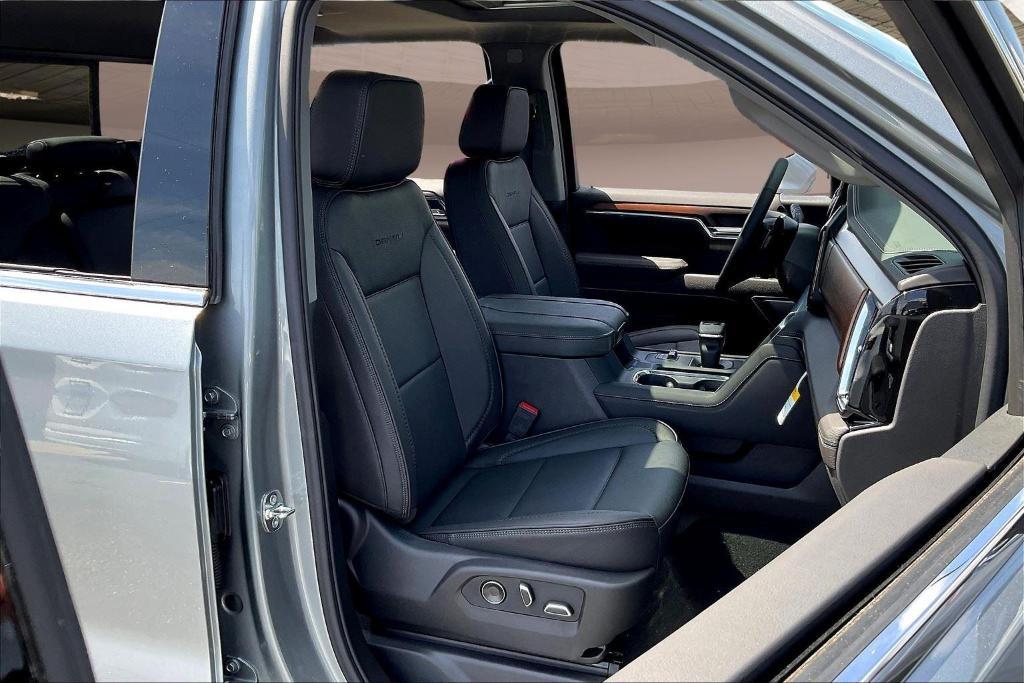 new 2025 GMC Sierra 1500 car, priced at $65,254