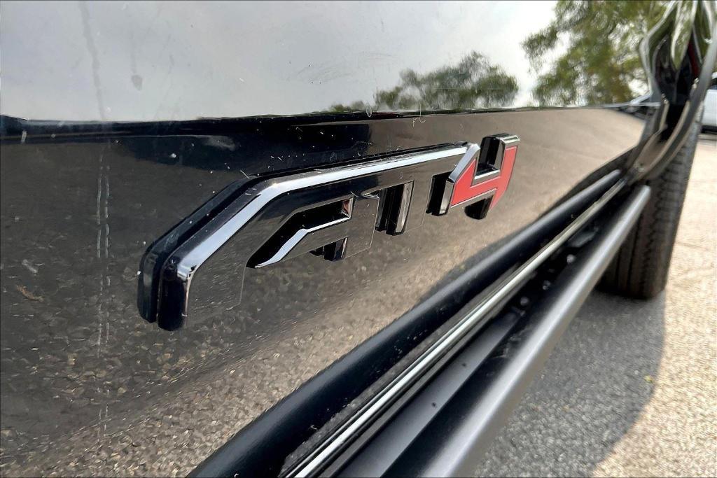 new 2025 GMC Canyon car, priced at $50,032