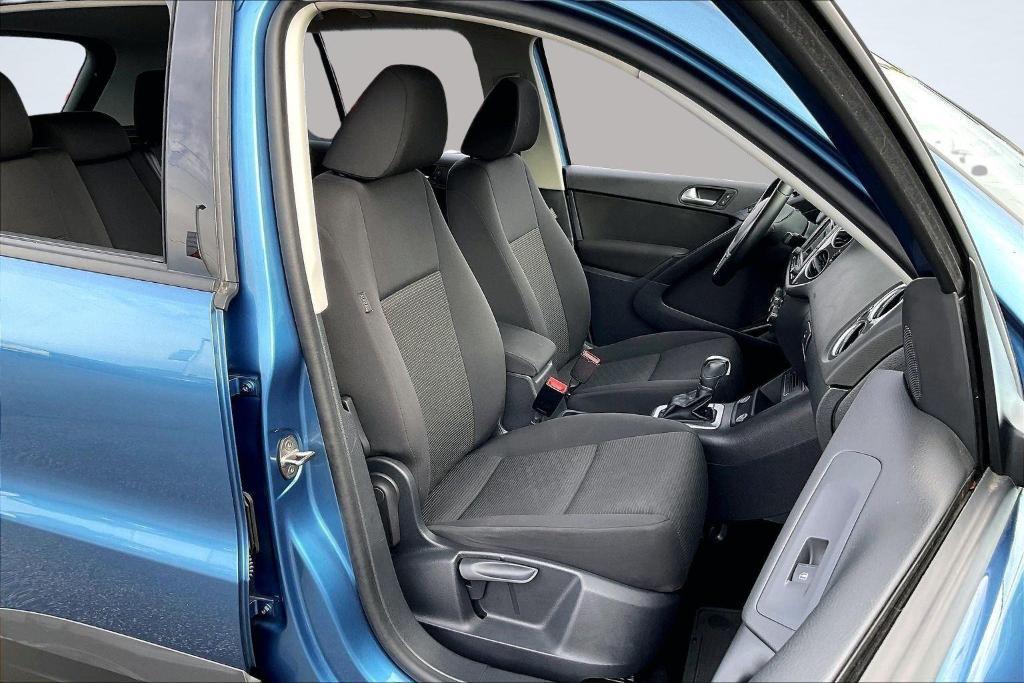 used 2017 Volkswagen Tiguan Limited car, priced at $13,999