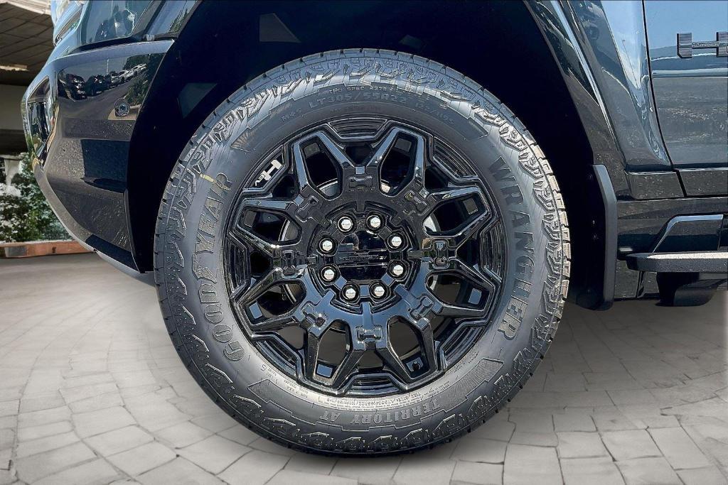 new 2025 GMC HUMMER EV SUV car, priced at $105,570
