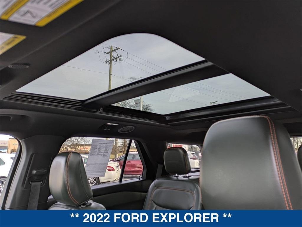 used 2022 Ford Explorer car, priced at $33,334