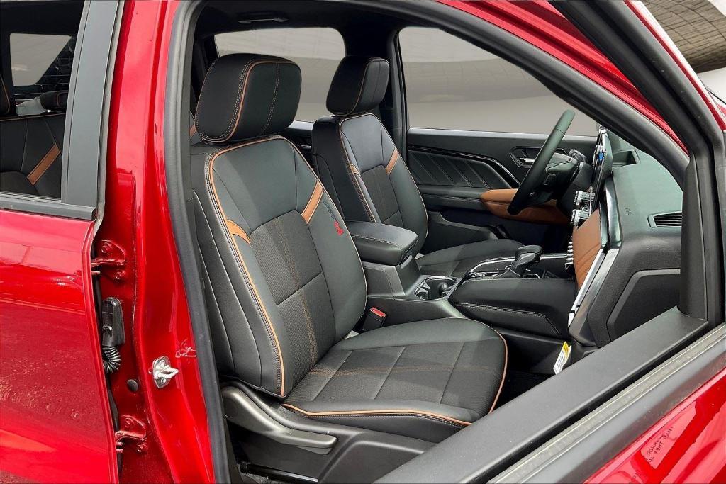 new 2025 GMC Canyon car, priced at $50,065