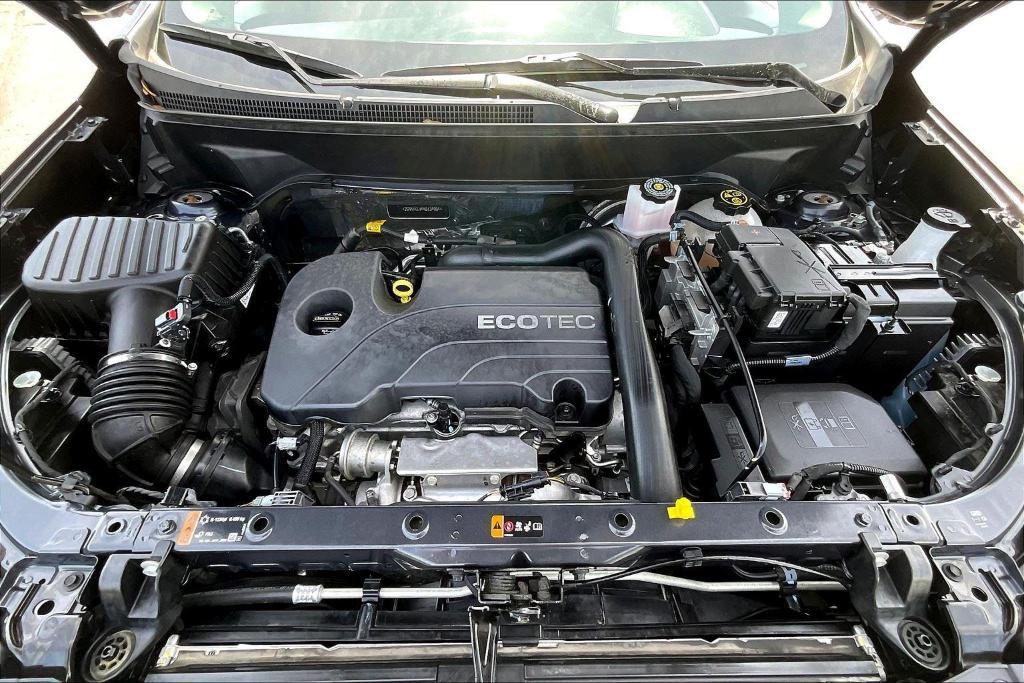 used 2022 Chevrolet Equinox car, priced at $20,762