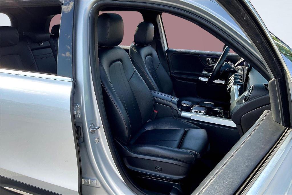 used 2020 Mercedes-Benz GLB 250 car, priced at $24,999