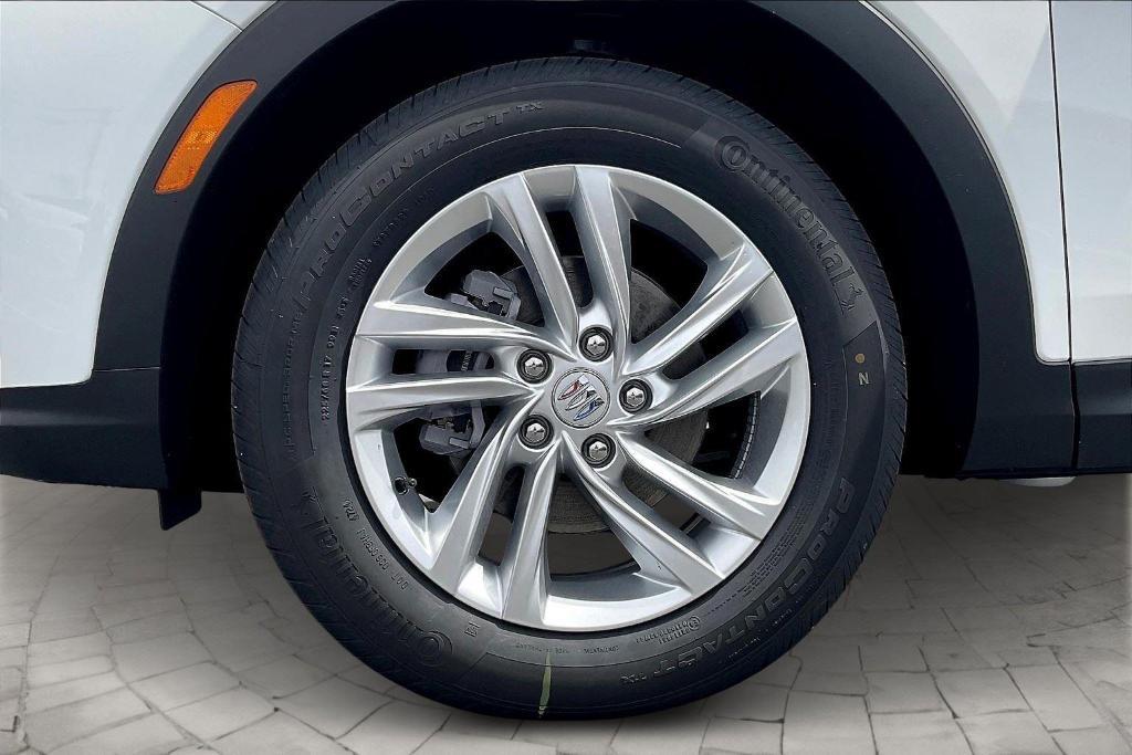new 2025 Buick Envista car, priced at $27,530