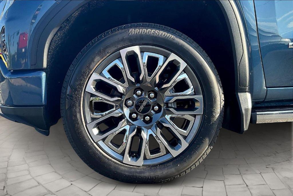 new 2025 GMC Sierra 1500 car, priced at $79,271