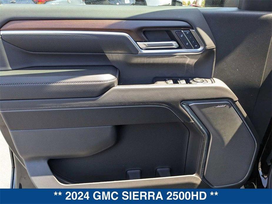 new 2024 GMC Sierra 2500 car, priced at $81,995