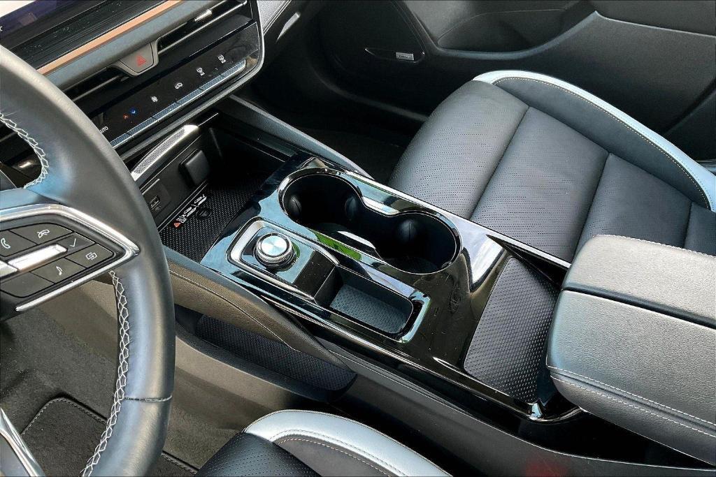 used 2024 Buick Envision car, priced at $26,999