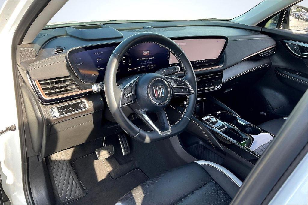 used 2024 Buick Envision car, priced at $26,999