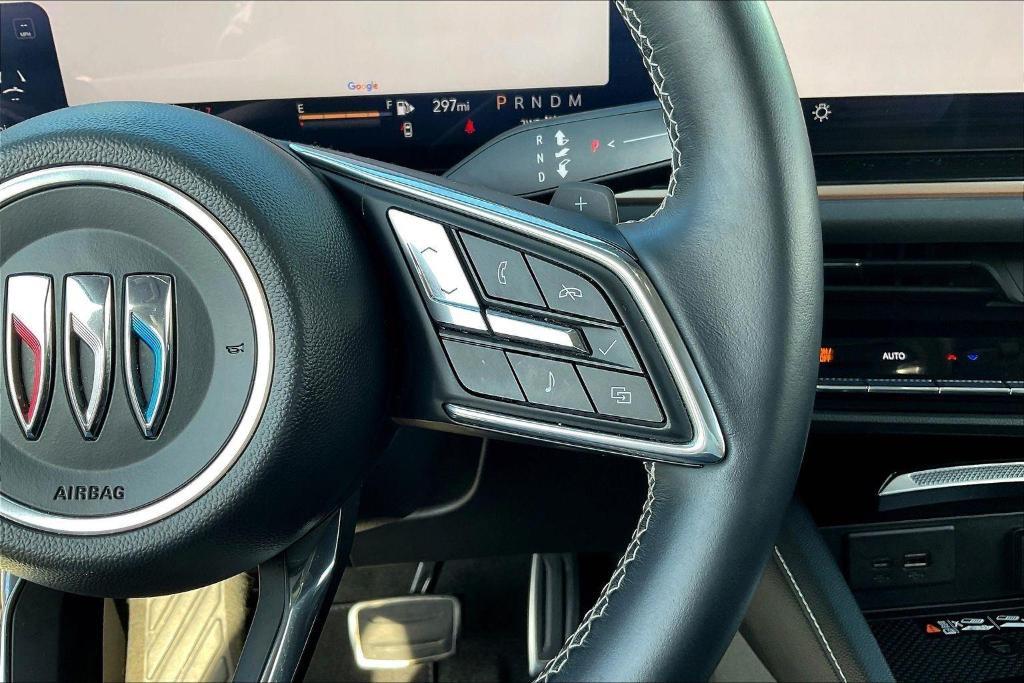 used 2024 Buick Envision car, priced at $26,999