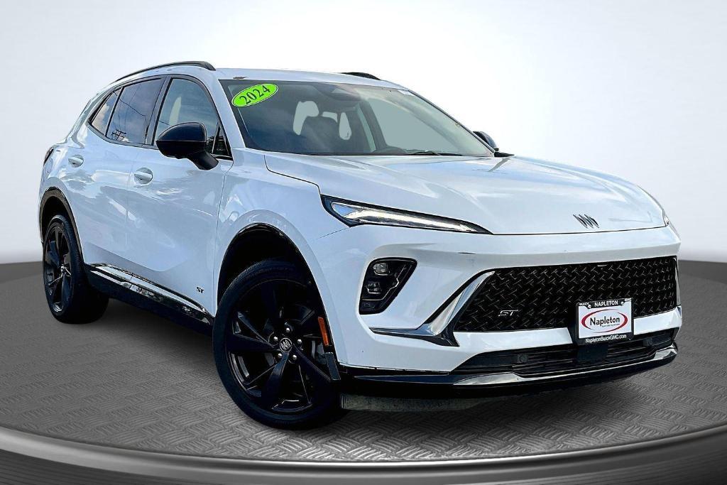 used 2024 Buick Envision car, priced at $26,999