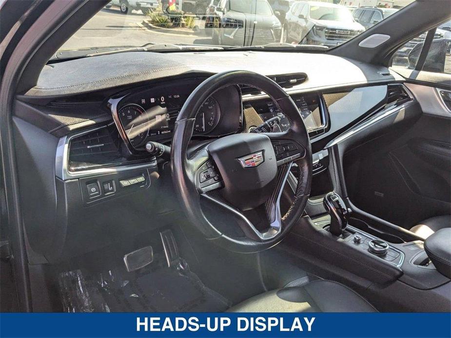 used 2022 Cadillac XT6 car, priced at $37,123