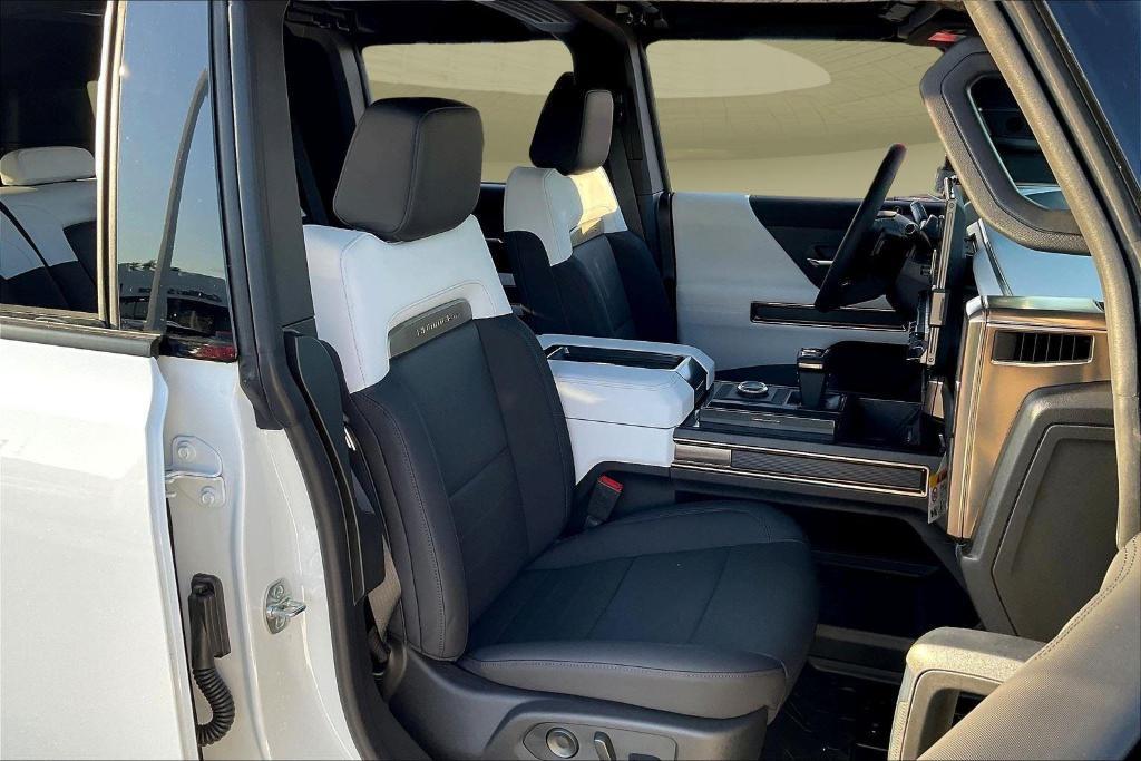 new 2025 GMC HUMMER EV SUV car, priced at $104,945