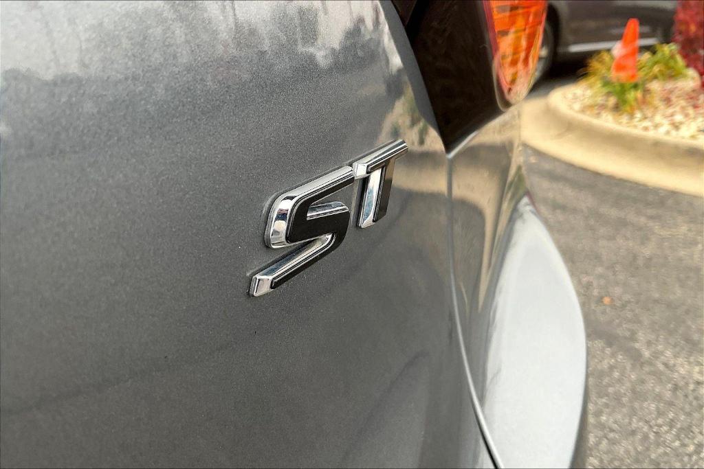 used 2022 Buick Encore GX car, priced at $29,175