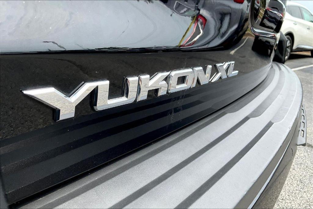 used 2020 GMC Yukon XL car, priced at $34,399