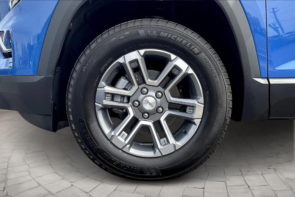 new 2025 GMC Terrain car, priced at $33,890