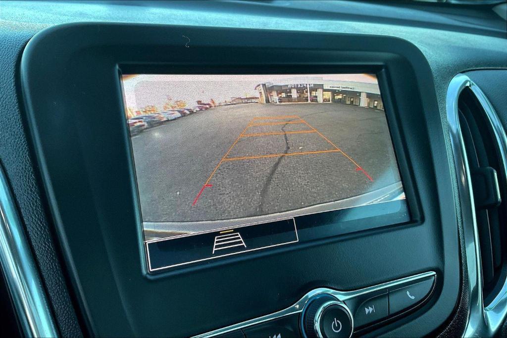 used 2022 Chevrolet Equinox car, priced at $21,999