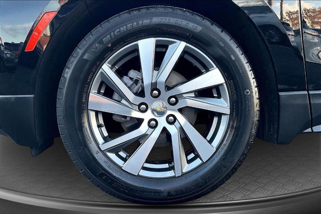 used 2022 Chevrolet Equinox car, priced at $21,999