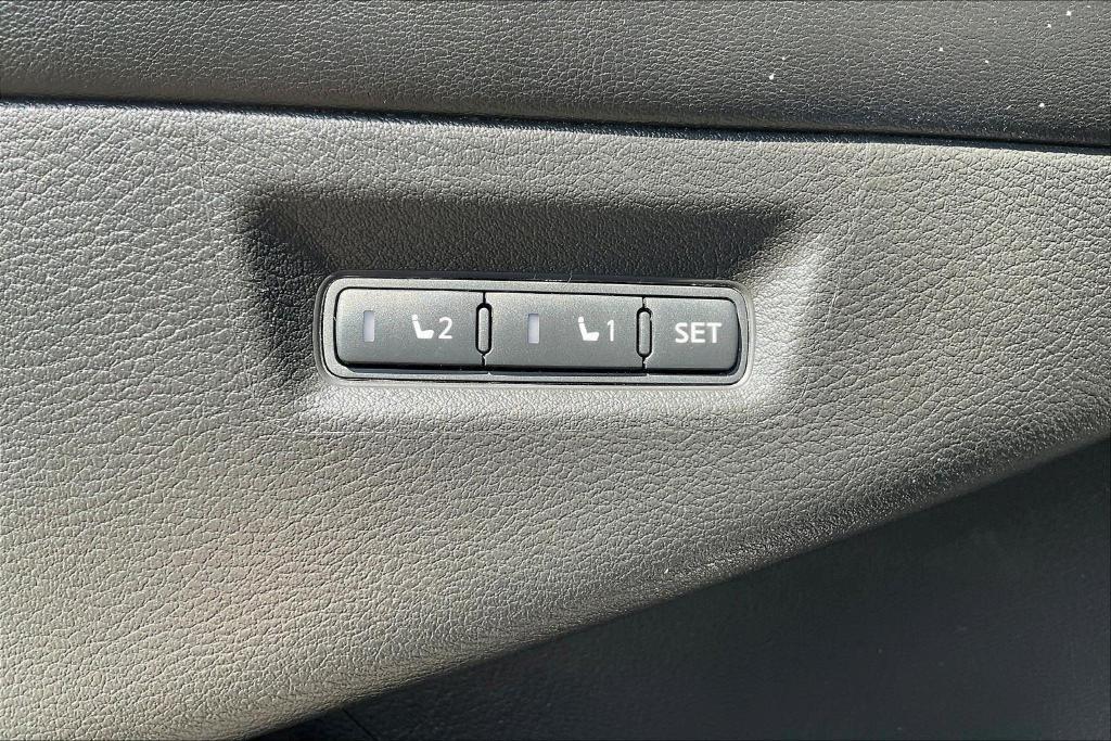 used 2015 Nissan Murano car, priced at $8,888