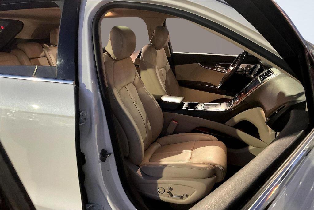 used 2020 Lincoln Nautilus car, priced at $27,477