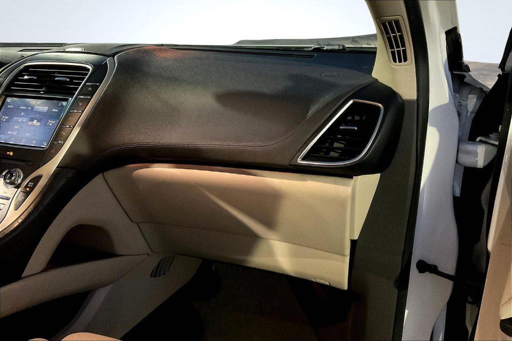 used 2020 Lincoln Nautilus car, priced at $27,477