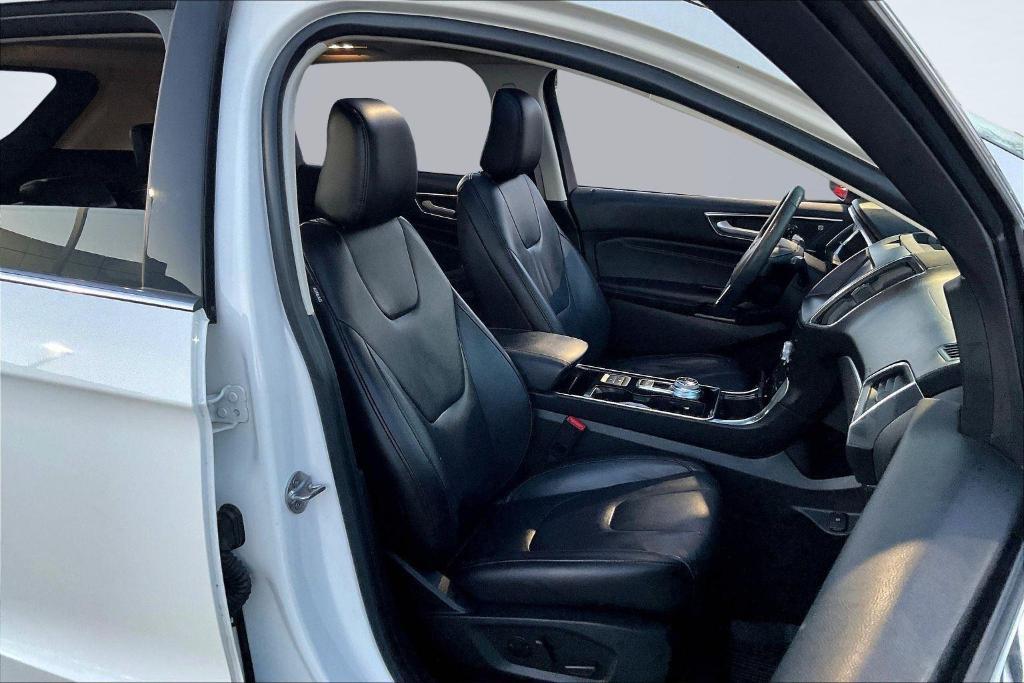used 2020 Ford Edge car, priced at $17,995