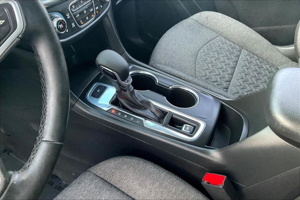 used 2023 Chevrolet Equinox car, priced at $22,399