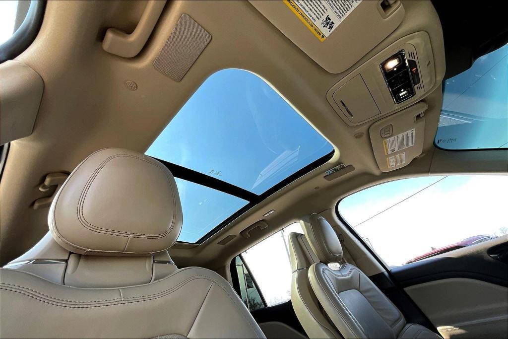used 2020 Lincoln Aviator car, priced at $25,795