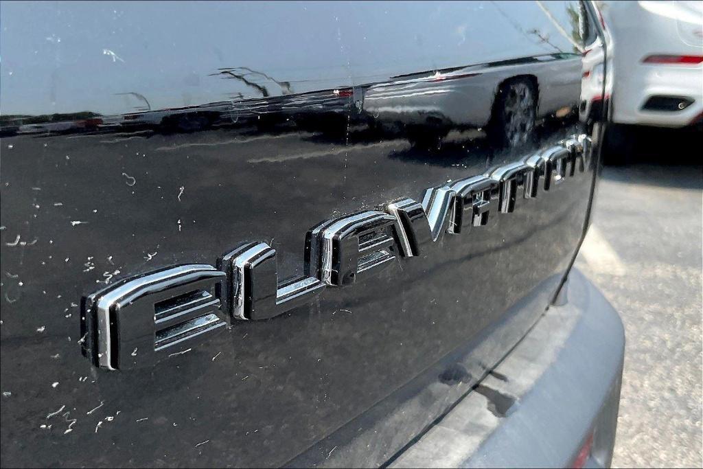 new 2025 GMC Acadia car, priced at $47,825