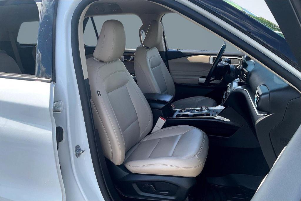 used 2022 Ford Explorer car, priced at $27,999
