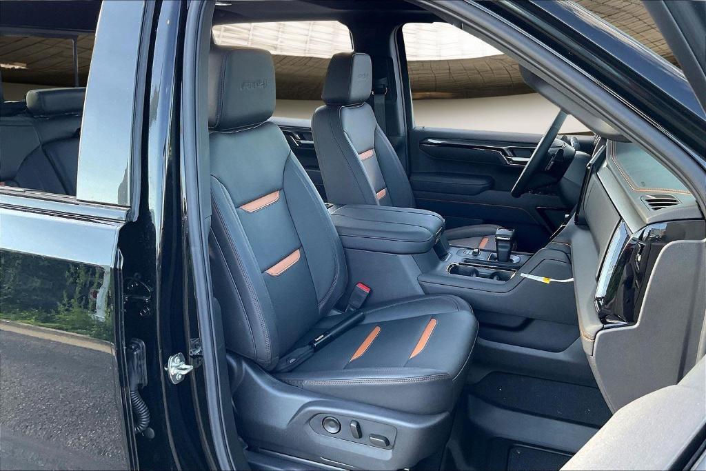 new 2025 GMC Sierra 1500 car, priced at $65,042