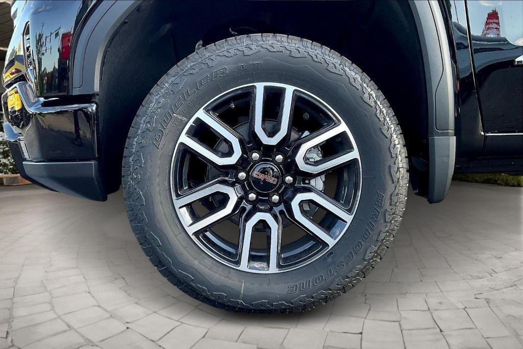 new 2025 GMC Sierra 1500 car, priced at $65,042