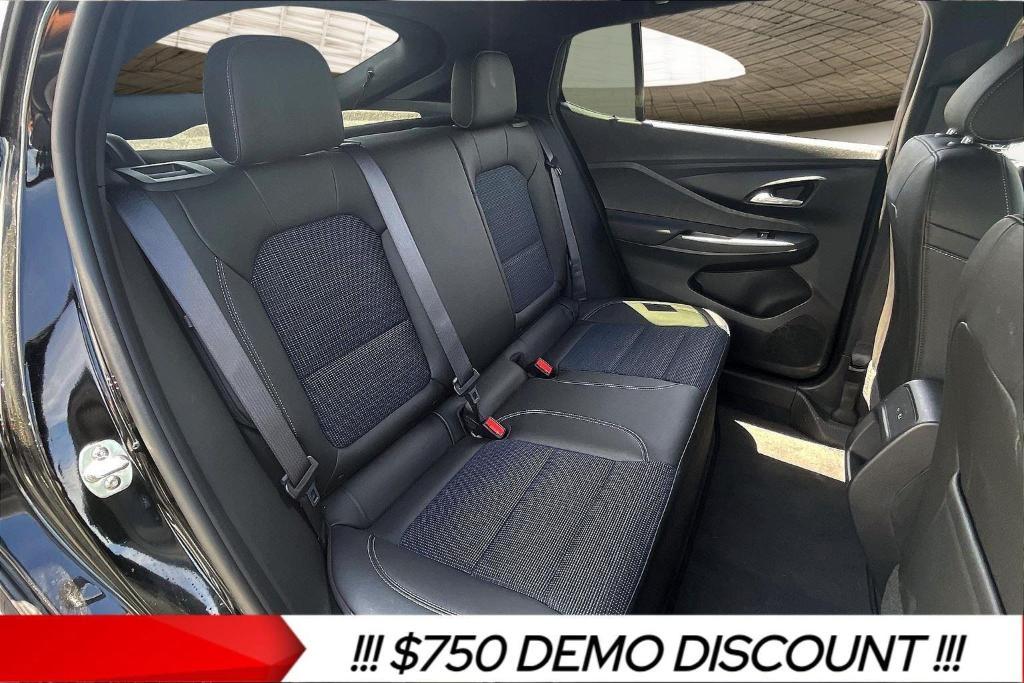 new 2025 Buick Envista car, priced at $26,975