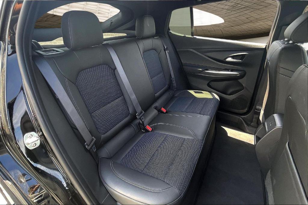 new 2025 Buick Envista car, priced at $24,729