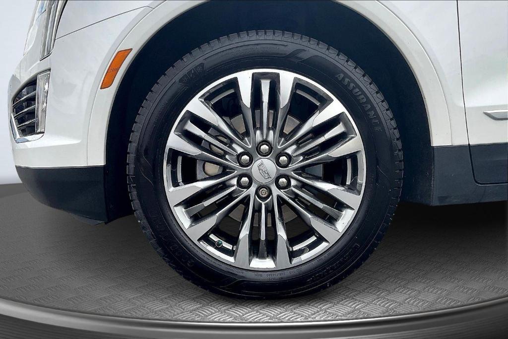 used 2019 Cadillac XT5 car, priced at $23,889