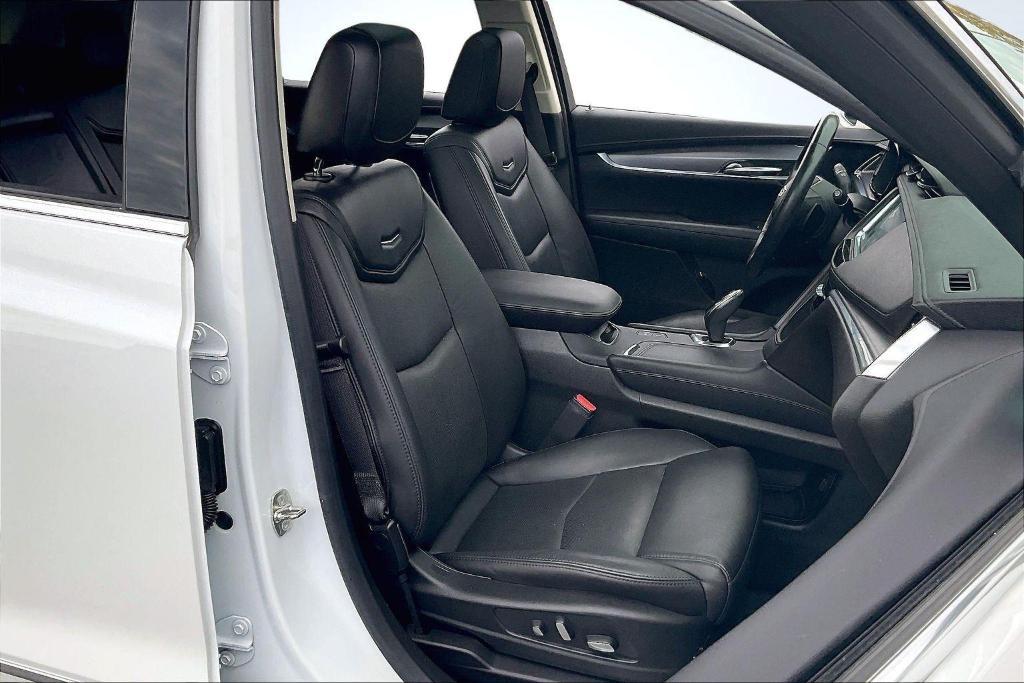 used 2019 Cadillac XT5 car, priced at $23,889