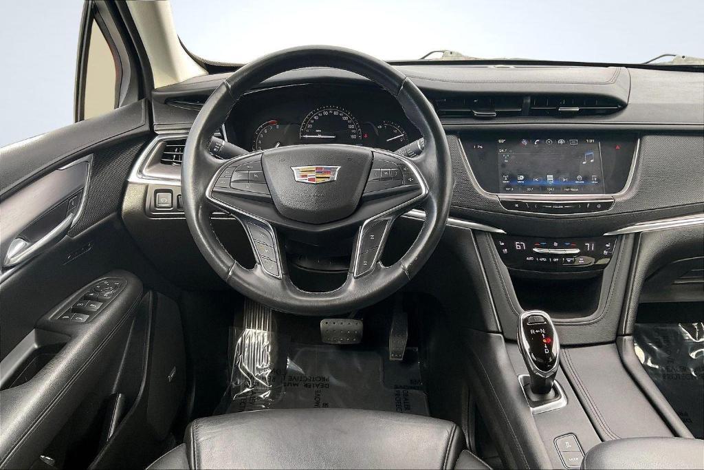 used 2019 Cadillac XT5 car, priced at $23,889