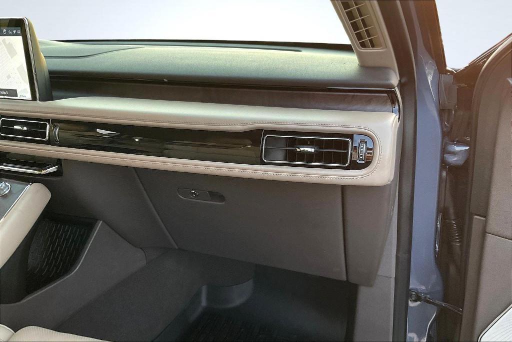 used 2021 Lincoln Aviator car, priced at $32,895
