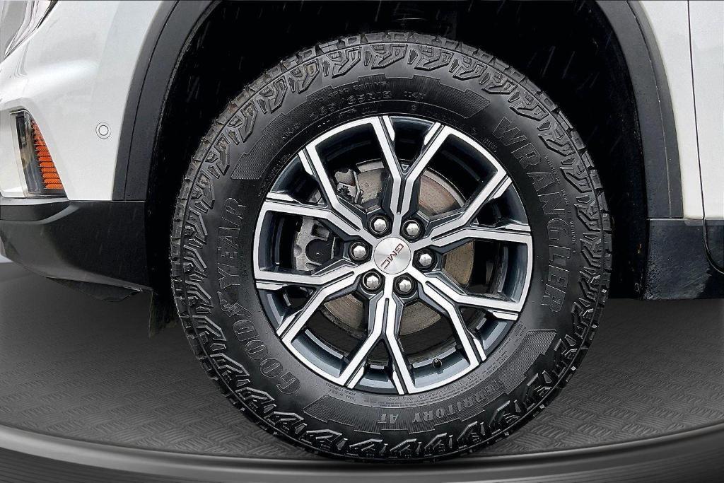 used 2024 GMC Acadia car, priced at $45,699