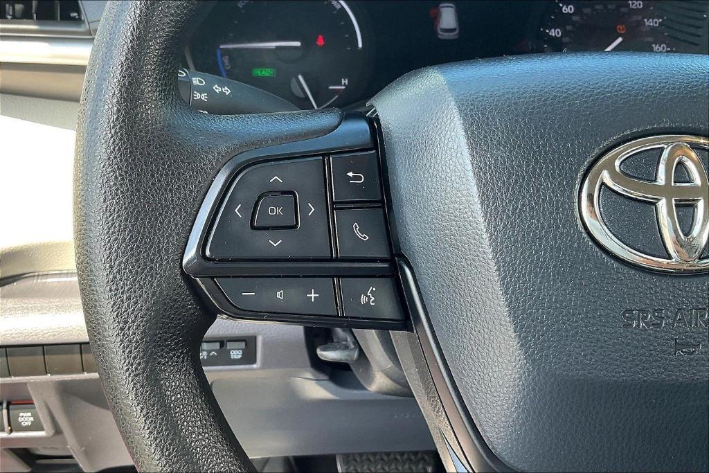 used 2022 Toyota Sienna car, priced at $35,888