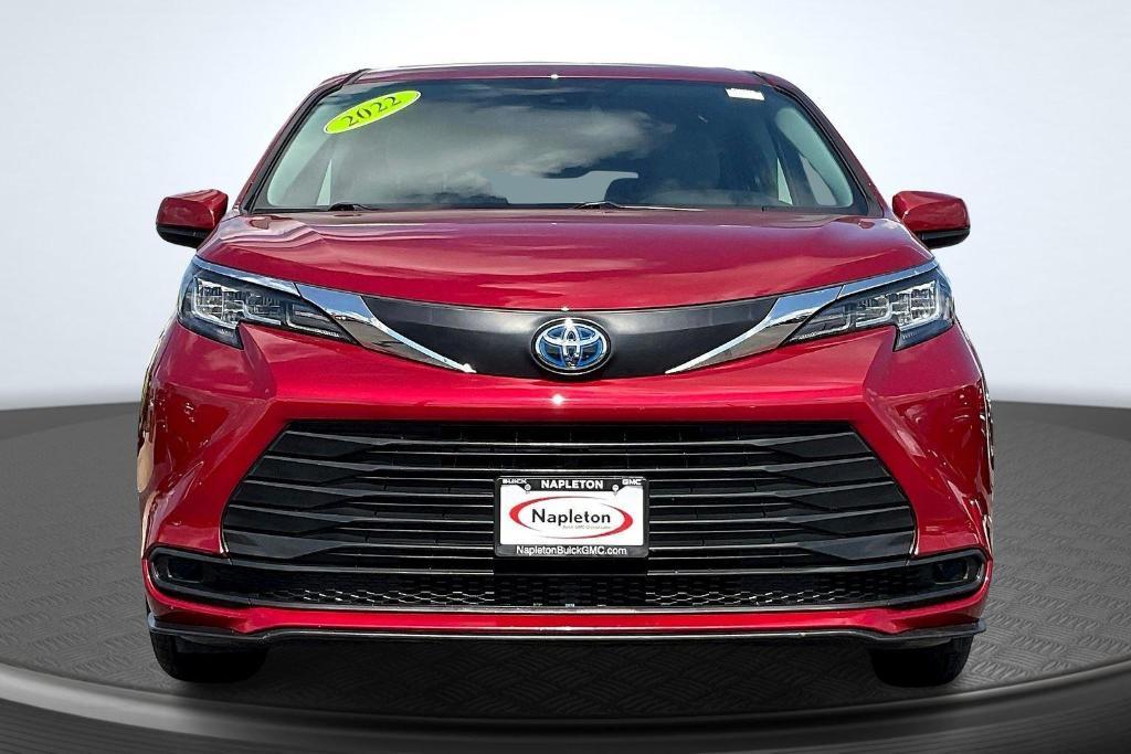 used 2022 Toyota Sienna car, priced at $35,888