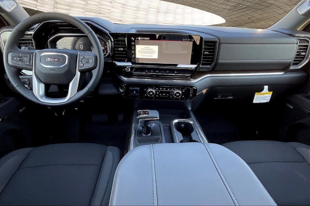 new 2025 GMC Sierra 1500 car, priced at $58,126