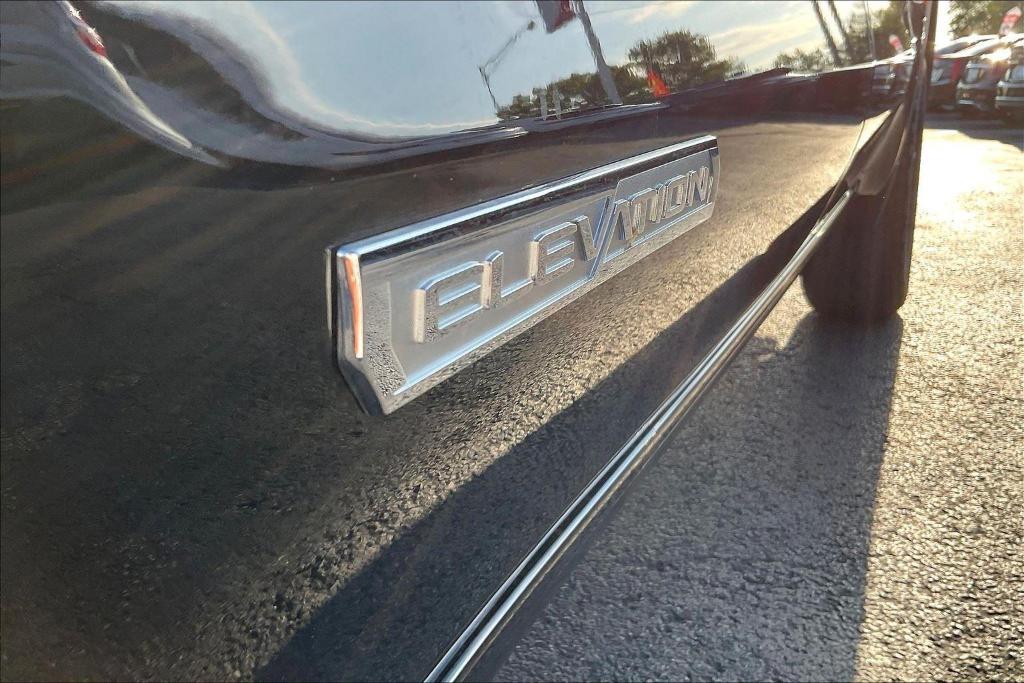 new 2025 GMC Sierra 1500 car, priced at $58,126