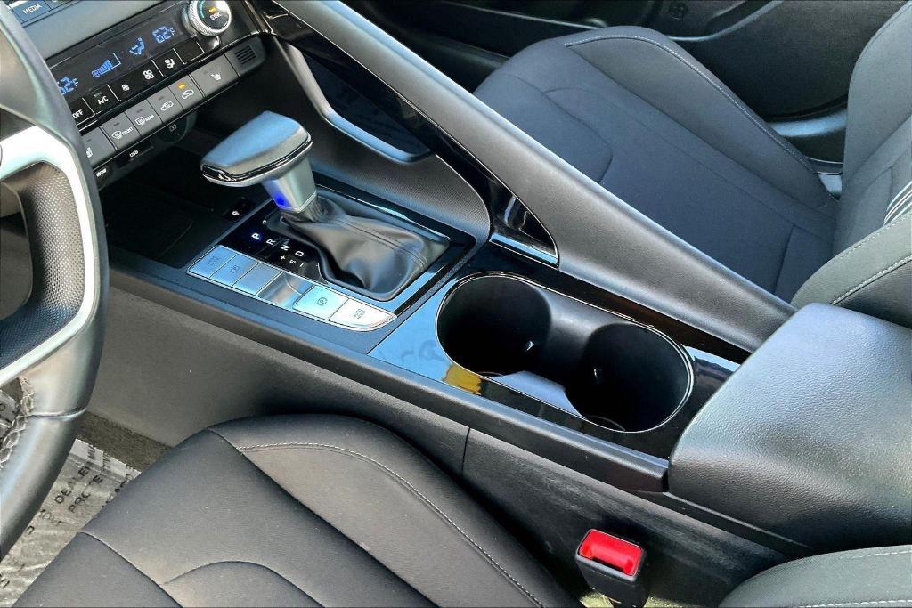 used 2025 Hyundai Elantra car, priced at $21,877