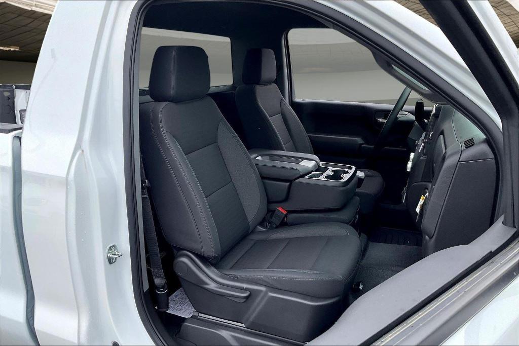 new 2025 GMC Sierra 1500 car, priced at $37,655