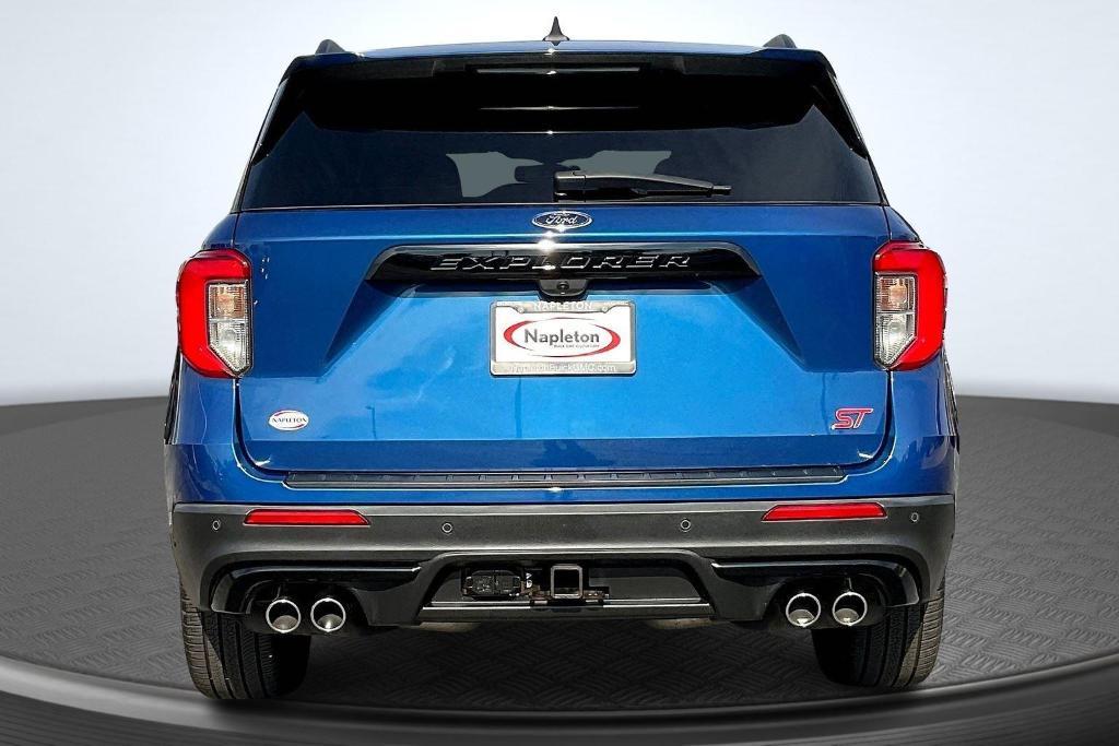 used 2022 Ford Explorer car, priced at $33,333