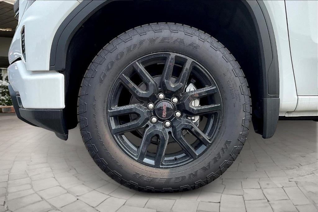 new 2024 GMC Sierra 1500 car, priced at $48,853