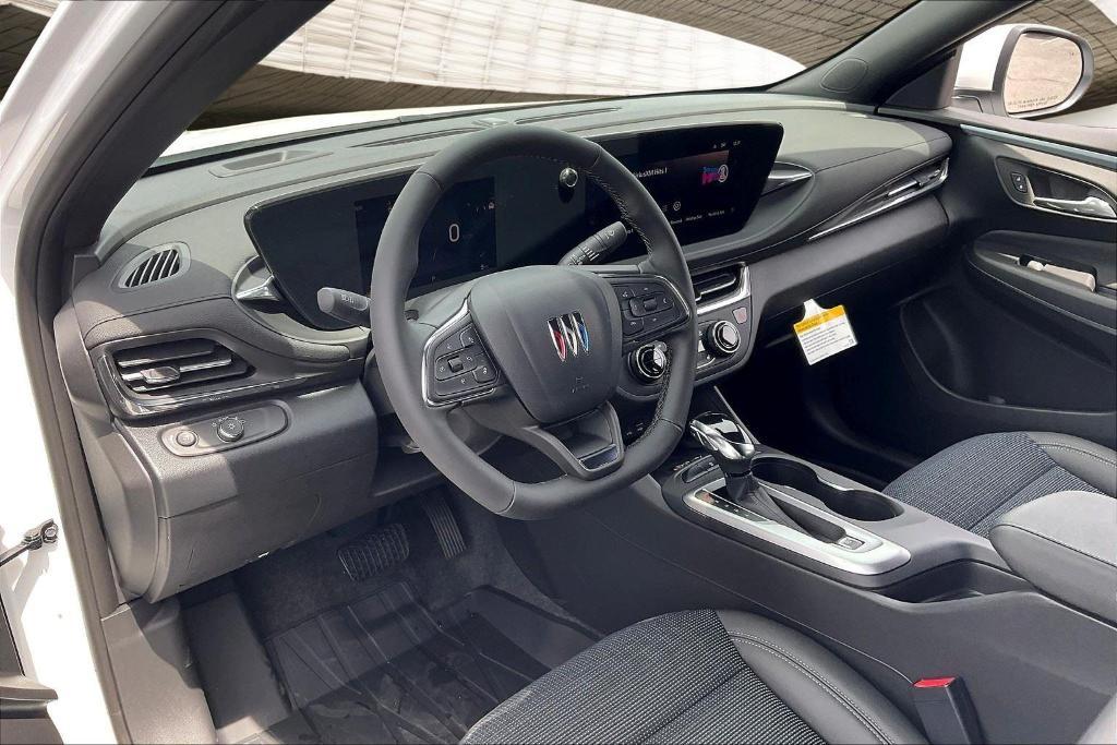 new 2025 Buick Envista car, priced at $27,630