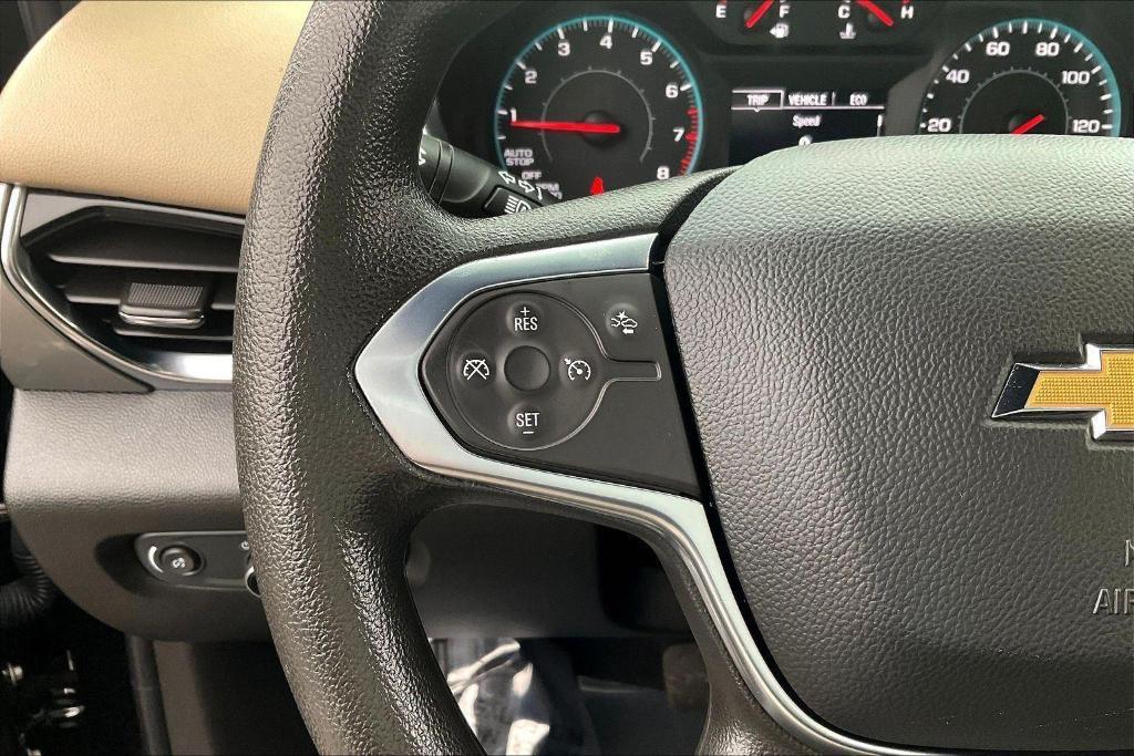 used 2023 Chevrolet Traverse car, priced at $27,979